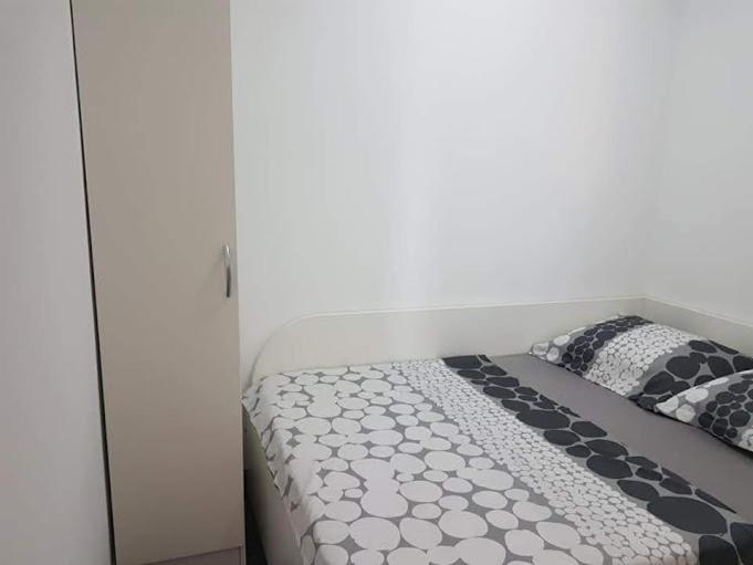 Sabljak Kornić Exterior foto